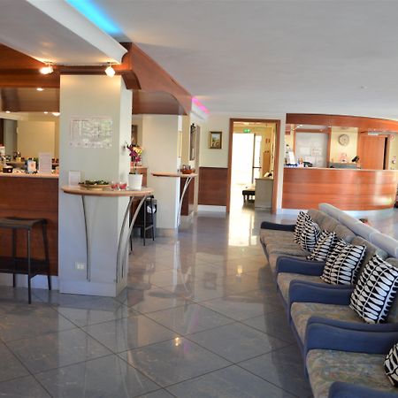 Hotel Orizzonti ريميني المظهر الخارجي الصورة