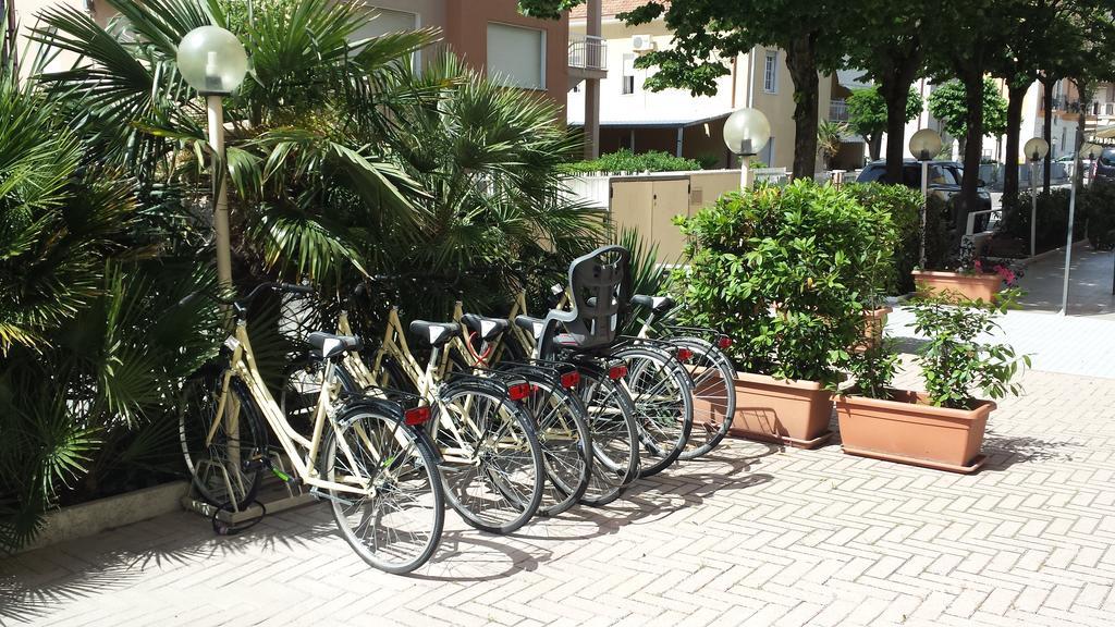 Hotel Orizzonti ريميني المظهر الخارجي الصورة