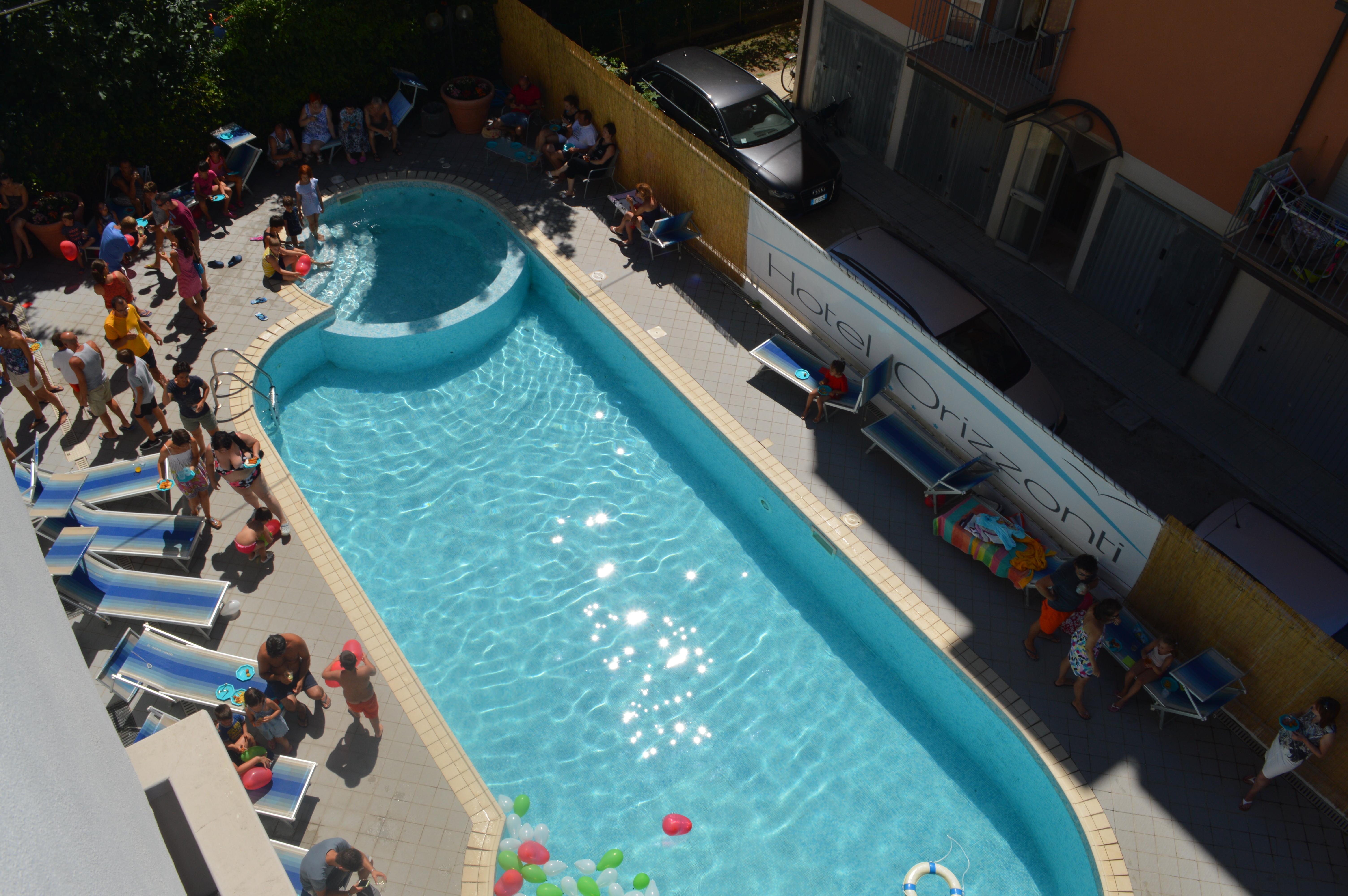 Hotel Orizzonti ريميني المظهر الخارجي الصورة